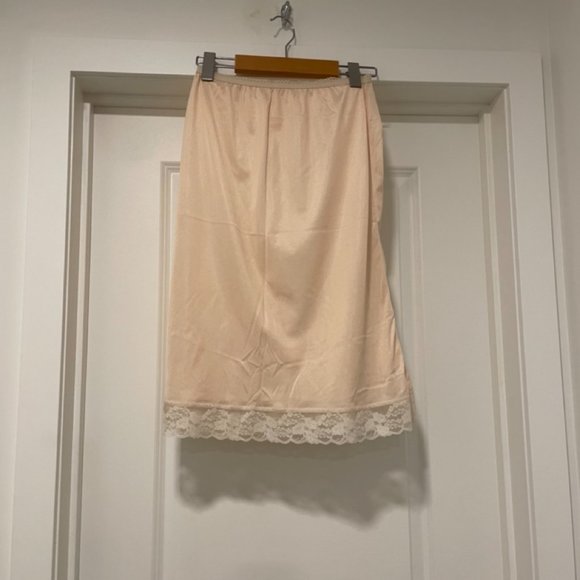 Vintage - Underskirts - various (blue, black, white, pink) - Picture 7 of 8